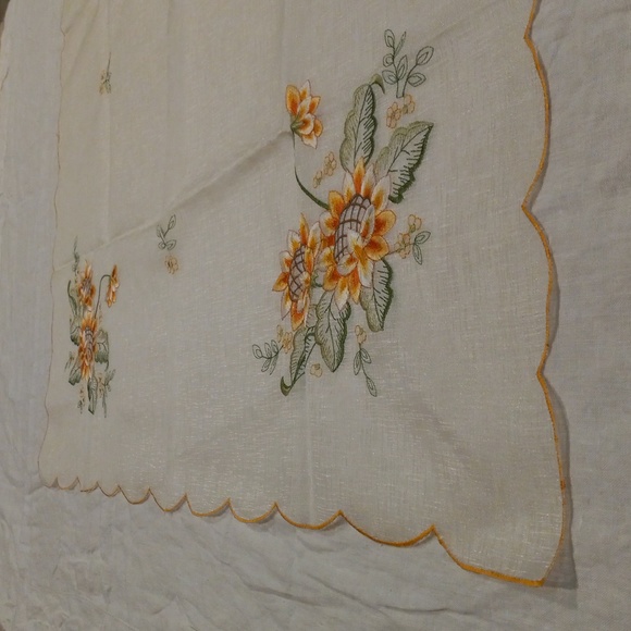 Vintage Floral Embroidered Table Cover, Set of Two - Picture 4 of 10